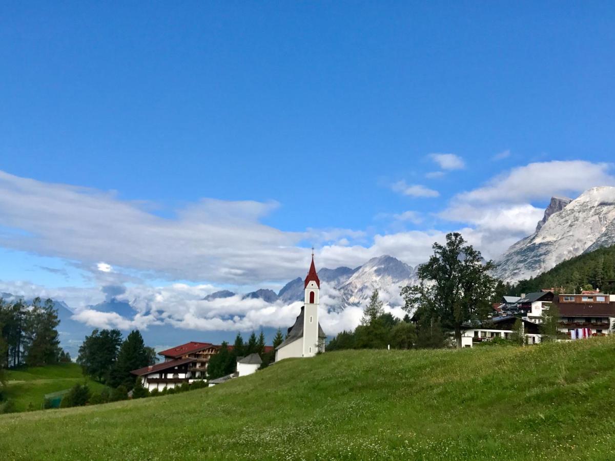 Haus Lukas Bed and Breakfast Seefeld in Tirol Exteriör bild